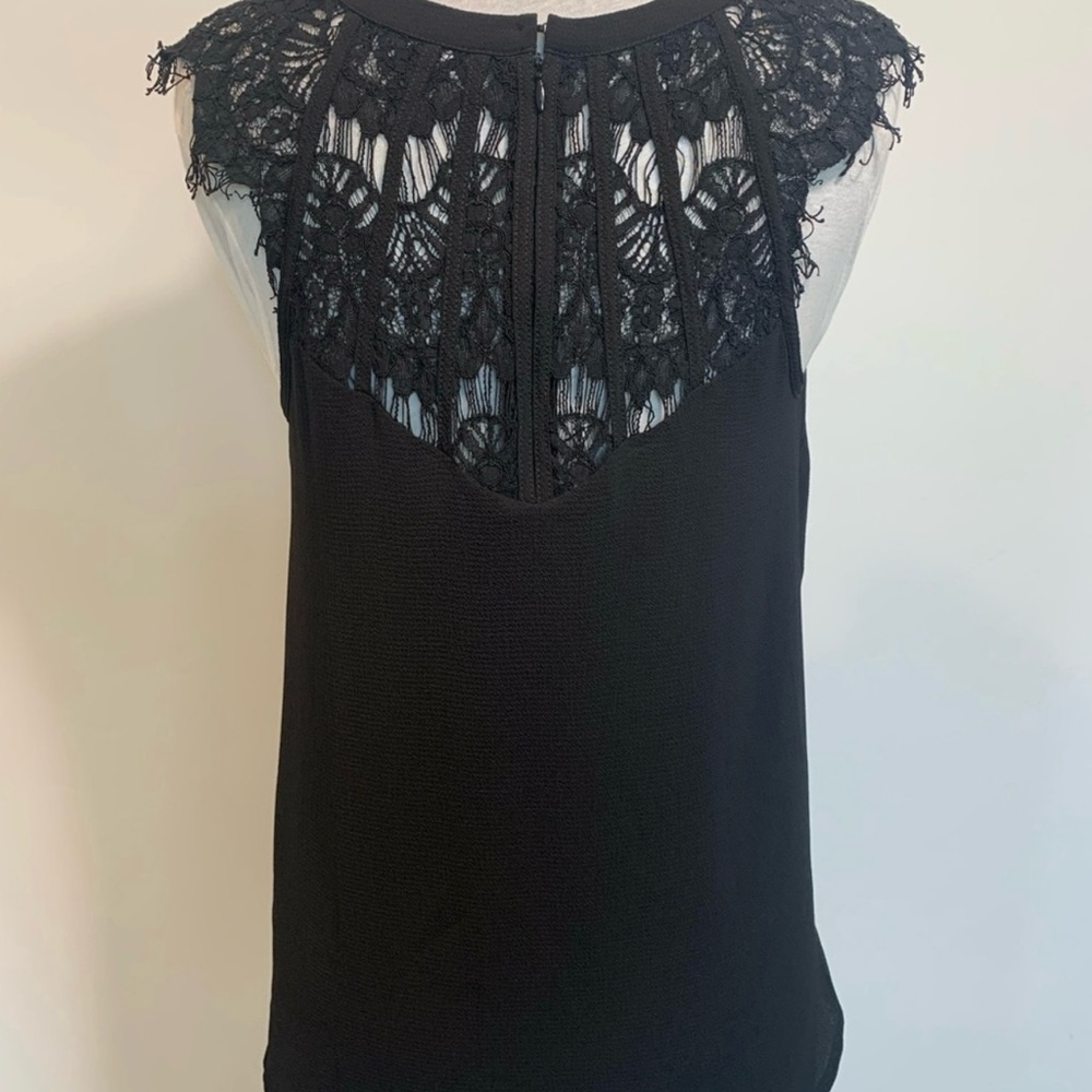41 Hawthorn Black Lace Sleeveless Blouse – Size M - Picture 5 of 8